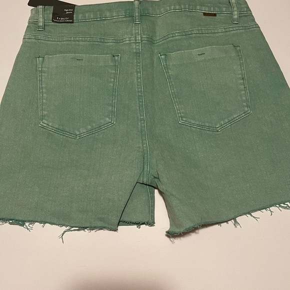 Women's Tractr Slim Fit High Rise Shorts Size
10/30 Quality Deep Grass Green (E5 - Picture 4 of 8